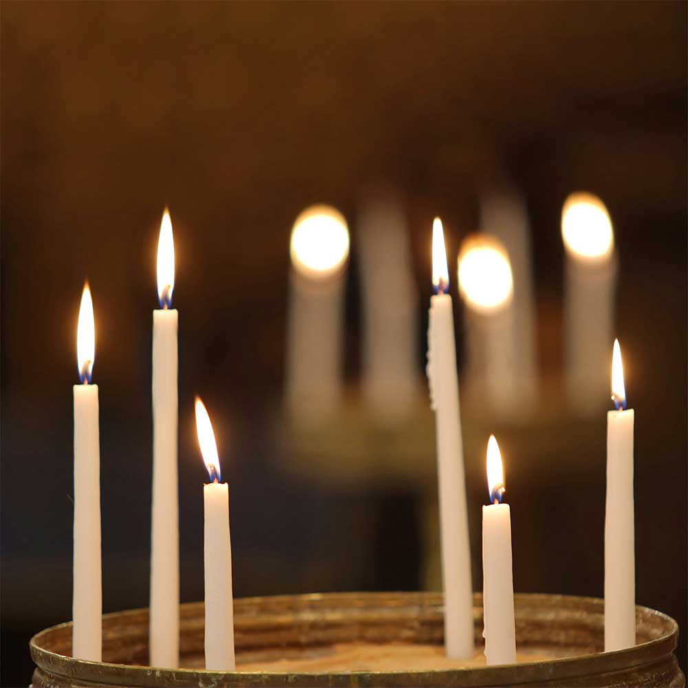 Maundy Thursday candles